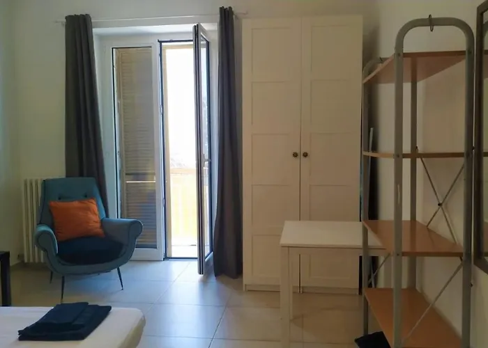 Confortevole Vicino Al Centro *